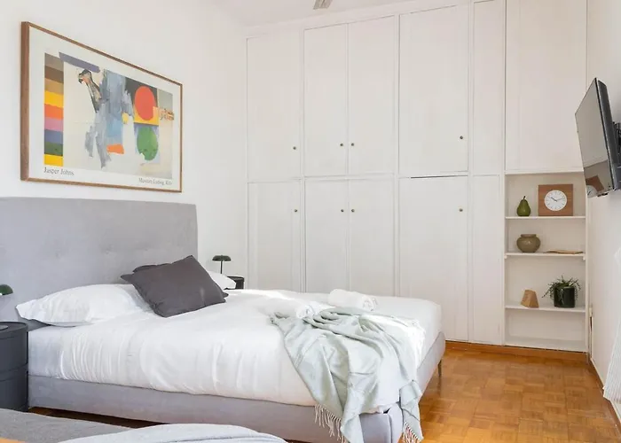 Governo Central Apartment